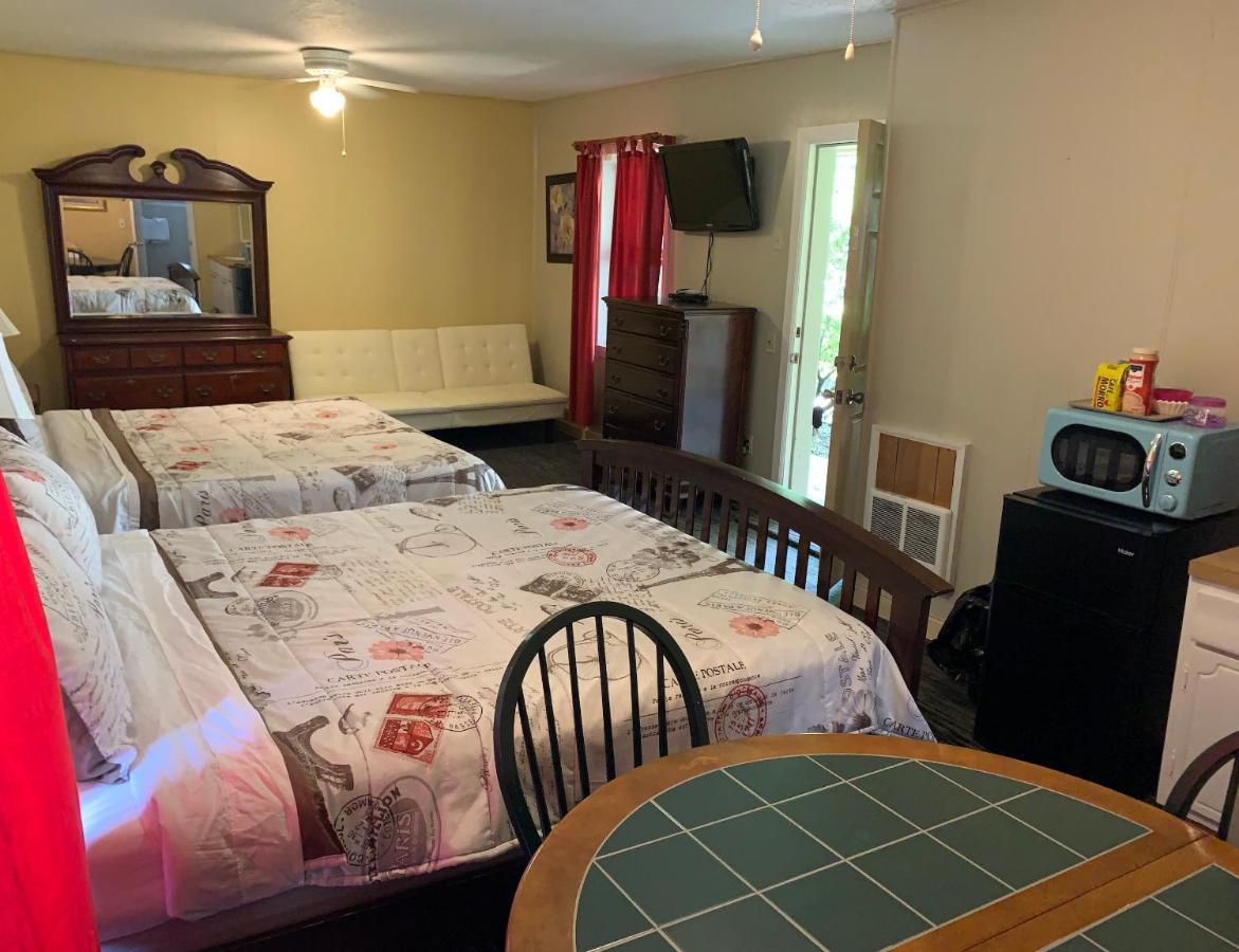 Phillips Historic Motel & Cottages 로빈스빌 외부 사진