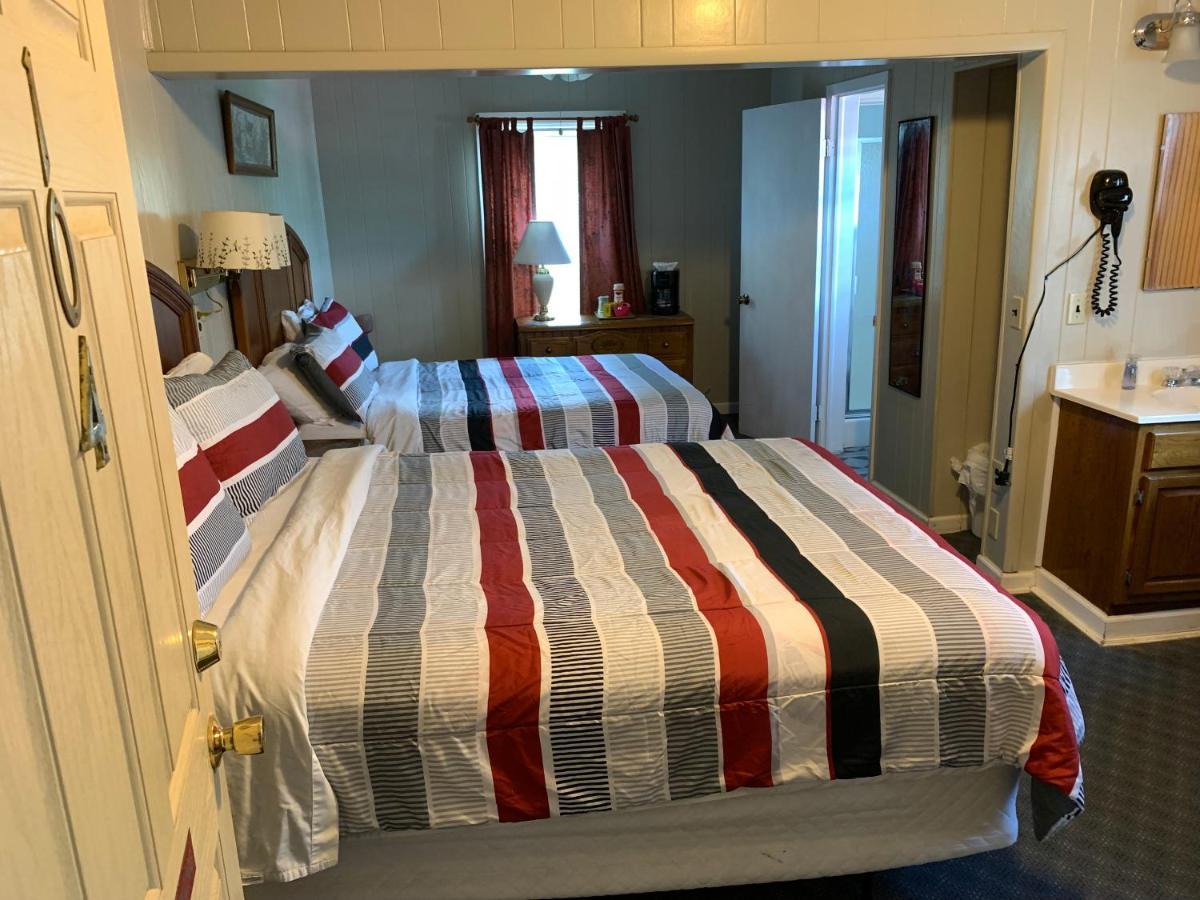 Phillips Historic Motel & Cottages 로빈스빌 외부 사진