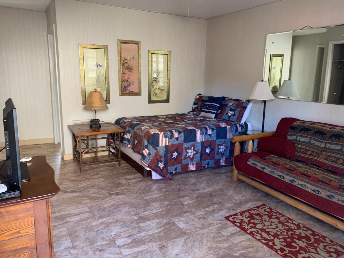 Phillips Historic Motel & Cottages 로빈스빌 외부 사진