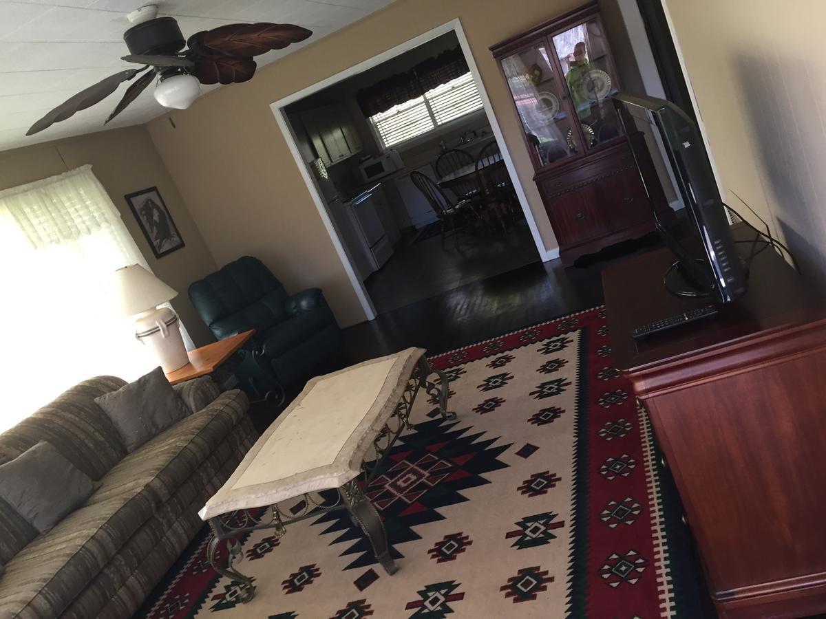 Phillips Historic Motel & Cottages 로빈스빌 외부 사진